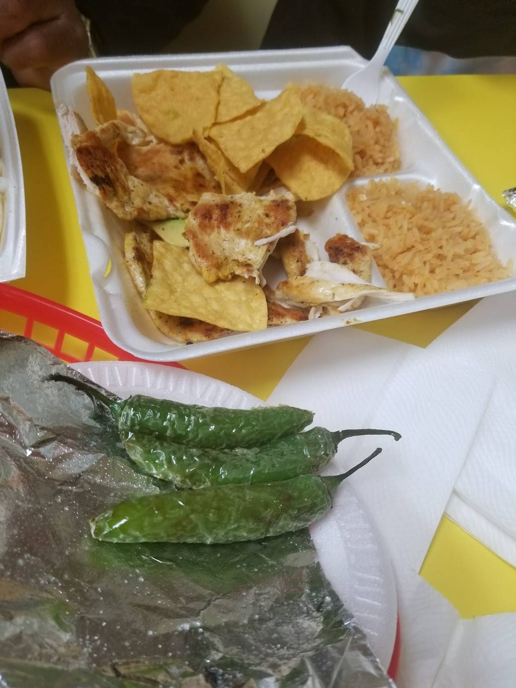 Carnitas Michoacan | restaurant | 15039 Roscoe Blvd, Panorama City, CA 91402, USA | 8188301196 OR +1 818-830-1196