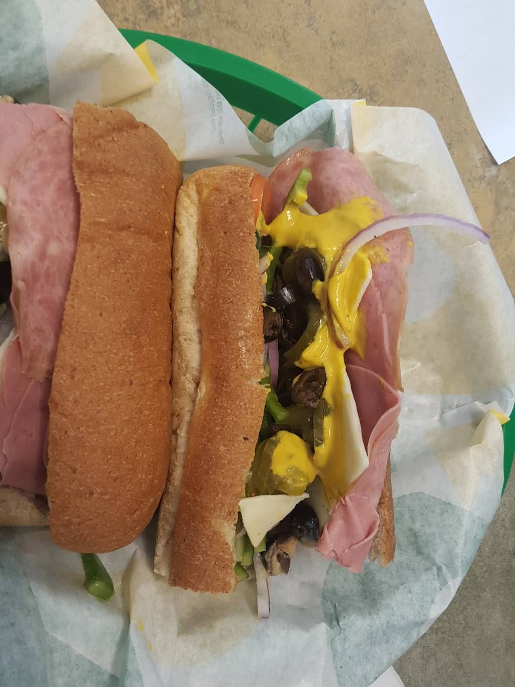 Subway | restaurant | 6807 Lima Rd, Fort Wayne, IN 46818, USA | 2604898975 OR +1 260-489-8975