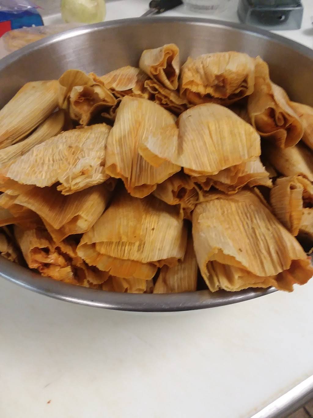 Taqueria Rolys | restaurant | 2006 16th St, Moline, IL 61265, USA | 3095176516 OR +1 309-517-6516