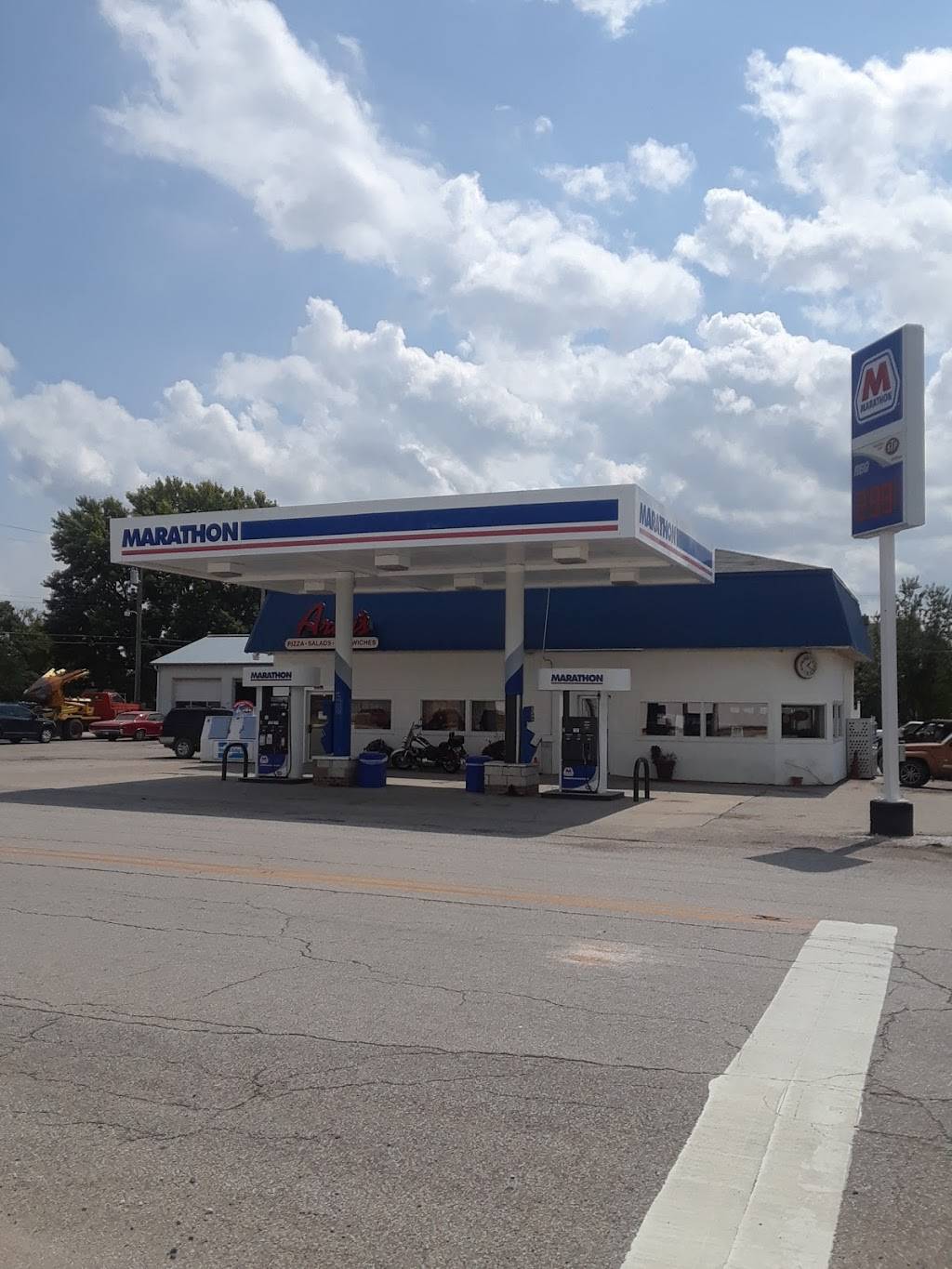 Arnis Pine Village | restaurant | 101 E Lafayette St, Pine Village, IN 47975, USA | 7653852450 OR +1 765-385-2450