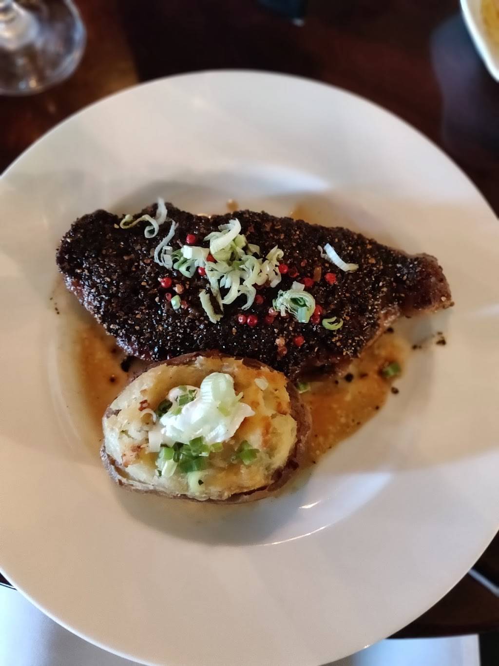 The Southern Pacific Depot | restaurant | 207 E Oak Ave, Visalia, CA 93291, USA | 5597328611 OR +1 559-732-8611