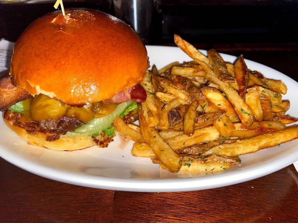 Uncle Fred’s | restaurant | 202 Ralph Ave, Brooklyn, NY 11233, USA | 7184841864 OR +1 718-484-1864