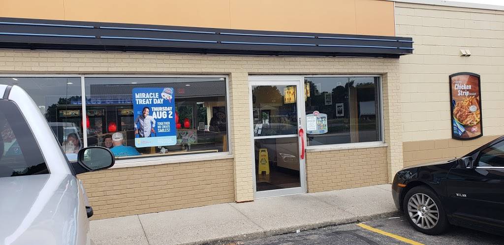 Dairy Queen Grill & Chill | restaurant | 404 E Main St, Chesterfield, IN 46017, USA | 7653783144 OR +1 765-378-3144