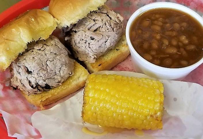 The Happy Hawg | restaurant | 1586 U.S. 76 W, Hiawassee, GA 30546, USA | 7068960012 OR +1 706-896-0012