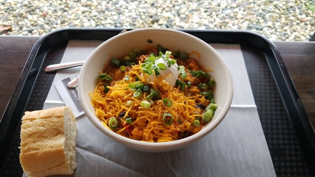 J Gumbos | restaurant | 3205 S Westnedge Ave, Kalamazoo, MI 49001, USA | 2692548122 OR +1 269-254-8122