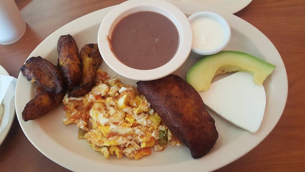 Jennis Panaderia Salvadoreña | restaurant | 204 Washington Ave, Homestead, FL 33030, USA | 7863399891 OR +1 786-339-9891