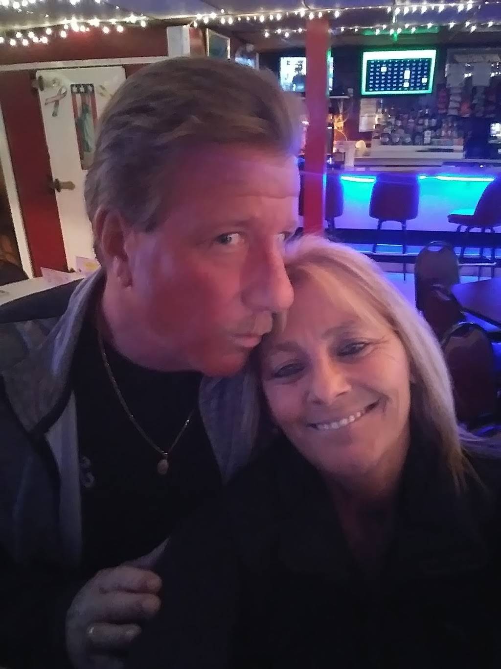 E&R Grille | restaurant | 108 Jackson St, Lockbourne, OH 43137, USA | 6144920044 OR +1 614-492-0044