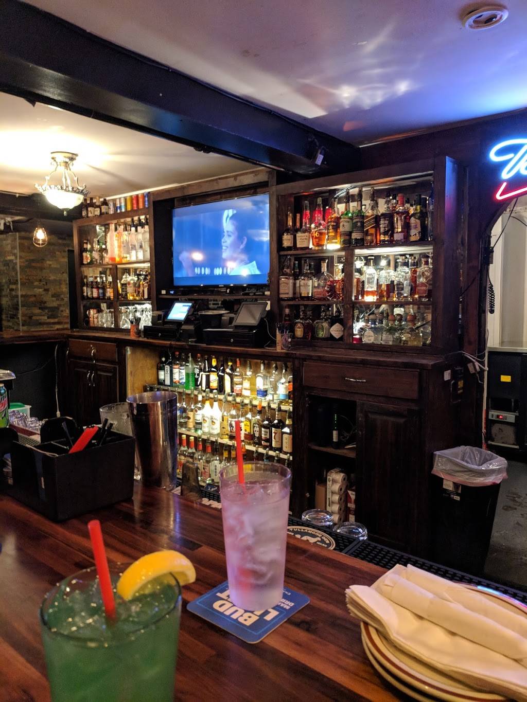 The Redlands Underground Restaurant and Bar | restaurant | 19 E Citrus Ave #103, Redlands, CA 92373, USA | 9098944805 OR +1 909-894-4805