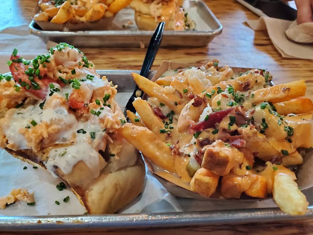 Slapfish | restaurant | 3320 Digital Dr, Lehi, UT 84043, USA | 3854554110 OR +1 385-455-4110