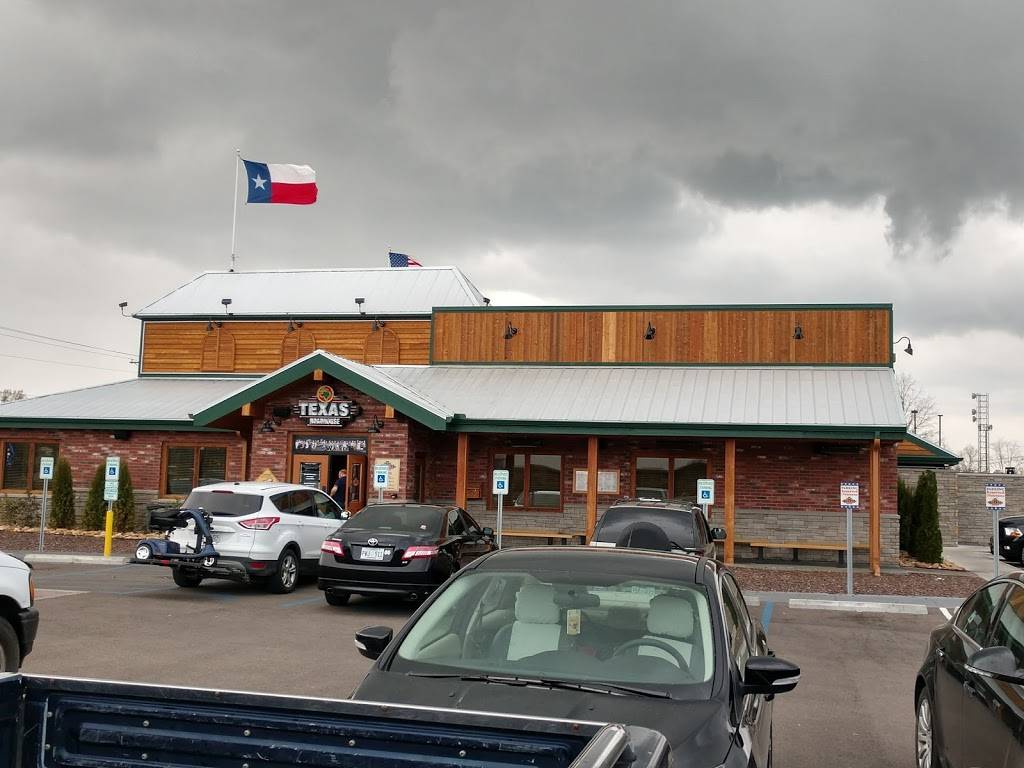 Texas Roadhouse | restaurant | 1342 N Gloster St, Tupelo, MS 38804, USA | 6628404220 OR +1 662-840-4220