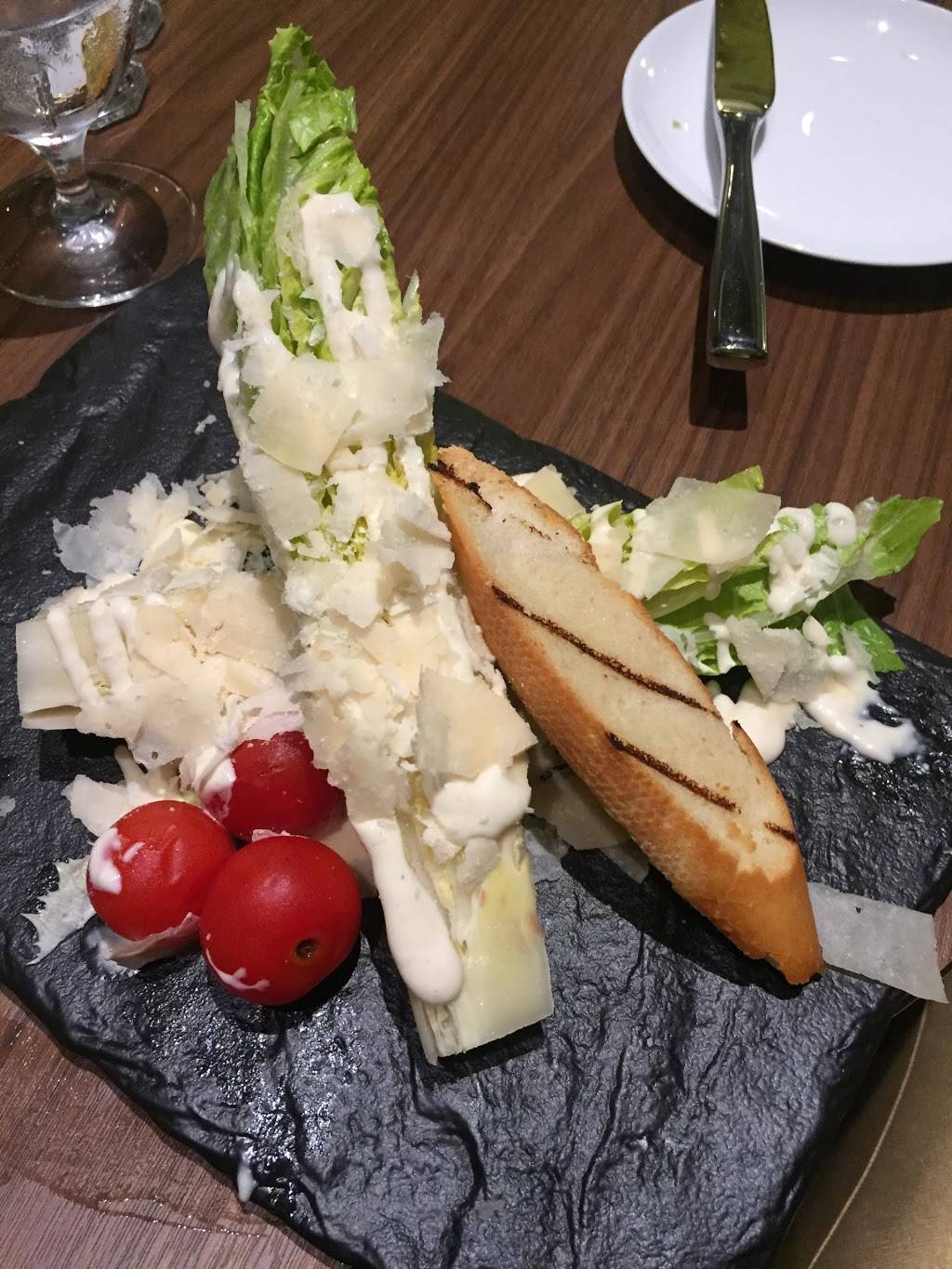 Deltas Kitchen | restaurant | 3600 Elvis Presley Blvd, Memphis, TN 38116, USA | 9014433000 OR +1 901-443-3000