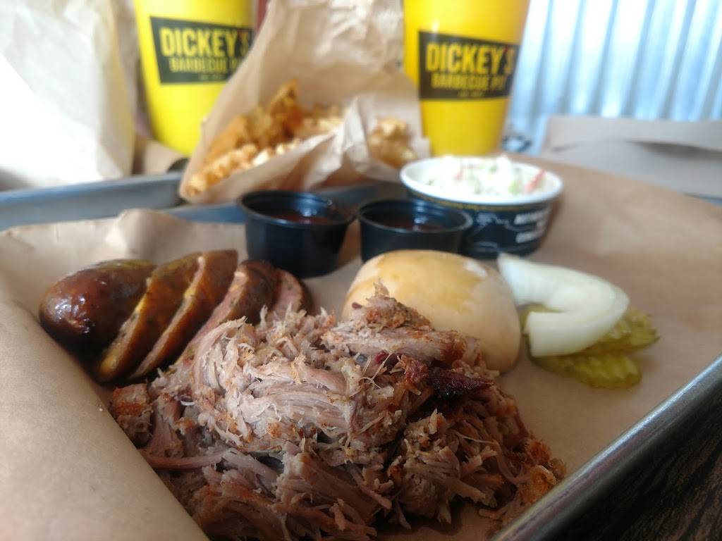 Dickeys Barbecue Pit | restaurant | 1914 S Power Rd, Mesa, AZ 85206, USA | 4803618053 OR +1 480-361-8053