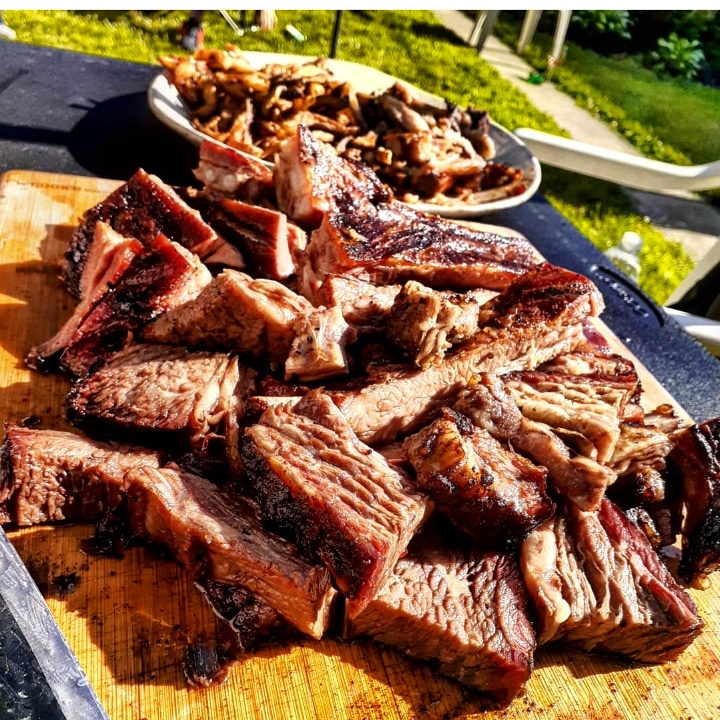 Big Bucks BBQ | restaurant | 1463 W Rascher Ave, Chicago, IL 60640, USA | 3124147253 OR +1 312-414-7253