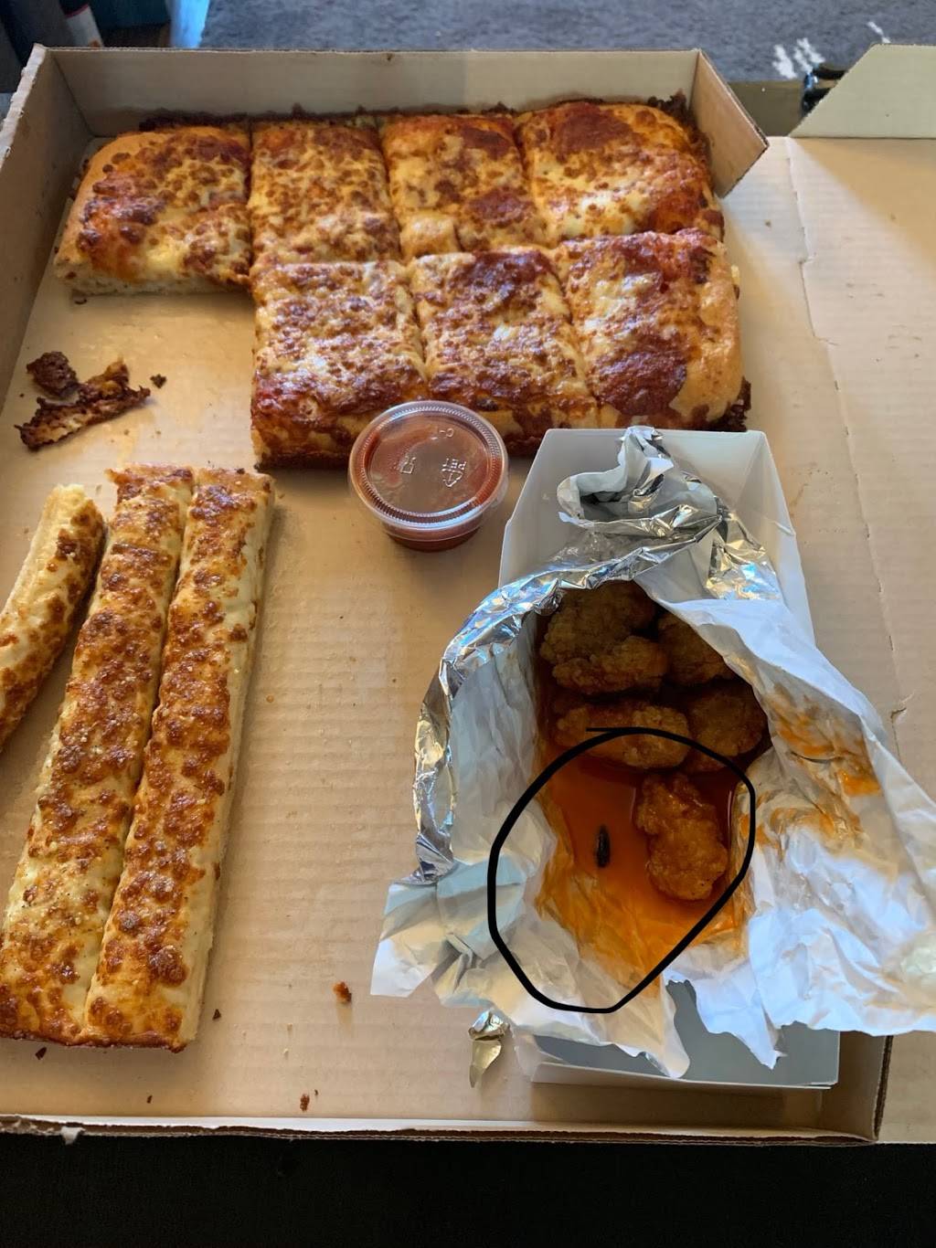 Pizza Hut | meal delivery | 1831 Robertson Rd Unit 17, Nepean, ON K2H 8X3, Canada | 6134545467 OR +1 613-454-5467