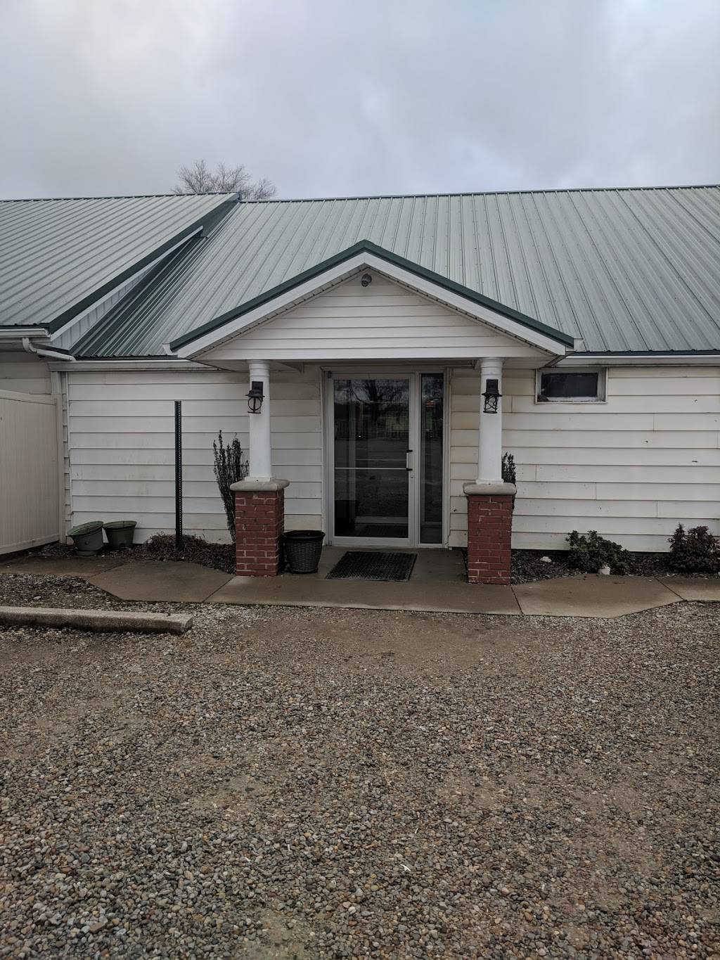 Midway Pub & Grub | restaurant | 18924 US-45, Effingham, IL 62401, USA | 2178442111 OR +1 217-844-2111