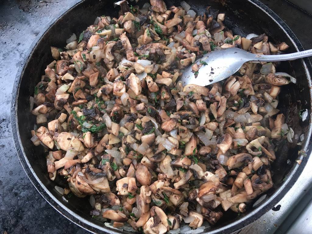 Mary’s Stand! | restaurant | 1401 Los Palos St, Los Angeles, CA 90023, USA | 3239065550 OR +1 323-906-5550