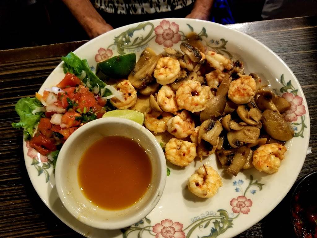 Azteca dOro West Colonial | restaurant | 7320 W Colonial Dr, Orlando, FL 32818, USA | 4072709687 OR +1 407-270-9687