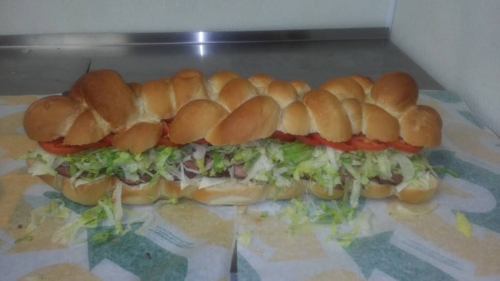 Subway Restaurants | restaurant | Retail Centre, 6217 E Hillsborough Ave Unit 109, Tampa, FL 33610, USA | 8136265085 OR +1 813-626-5085