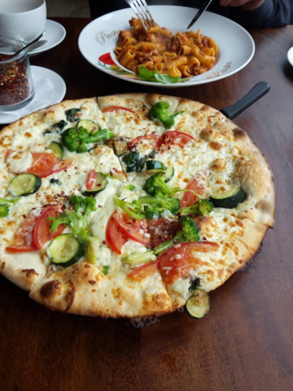 Vaticano Italian Restaurant Fort Erie | restaurant | 90 Niagara Blvd, Fort Erie, ON L2A 3G3, Canada | 9058716244 OR +1 905-871-6244