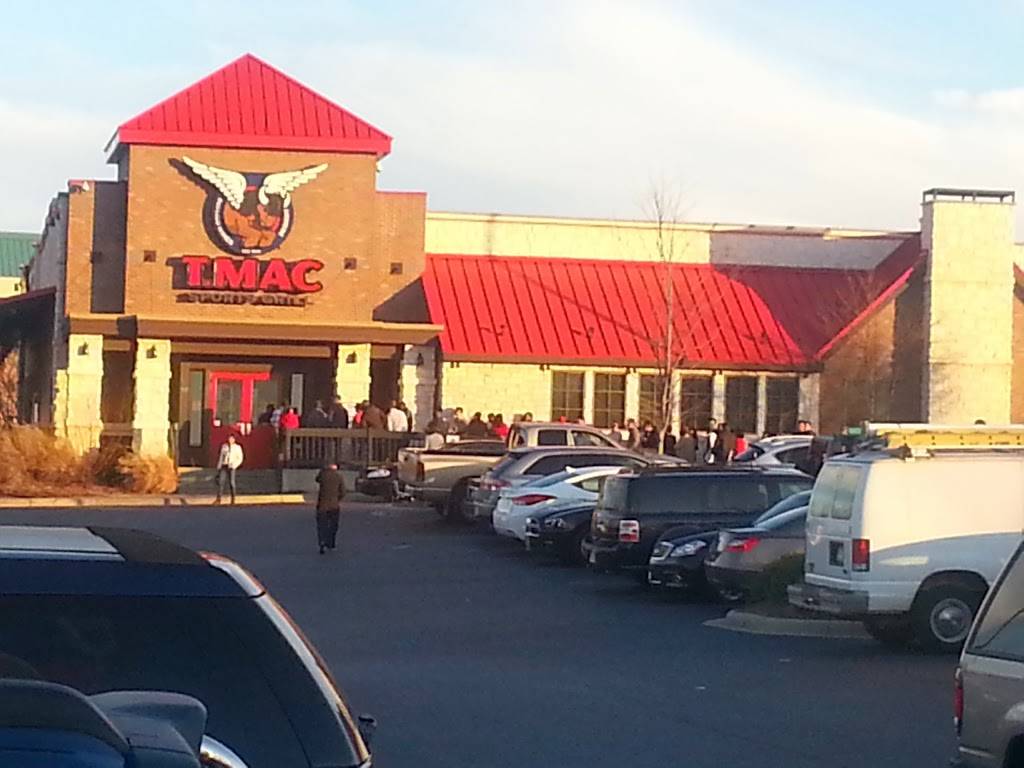 Taco Mac | restaurant | 517 University Center Blvd, Charlotte, NC 28262, USA | 7047177083 OR +1 704-717-7083