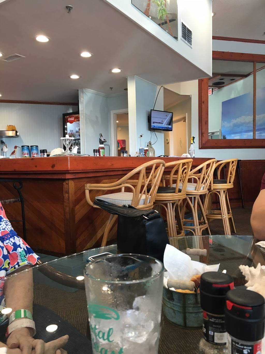 Beach Box Eatery | restaurant | 1400 E Fort Macon Rd, Atlantic Beach, NC 28512, USA | 2522229992 OR +1 252-222-9992