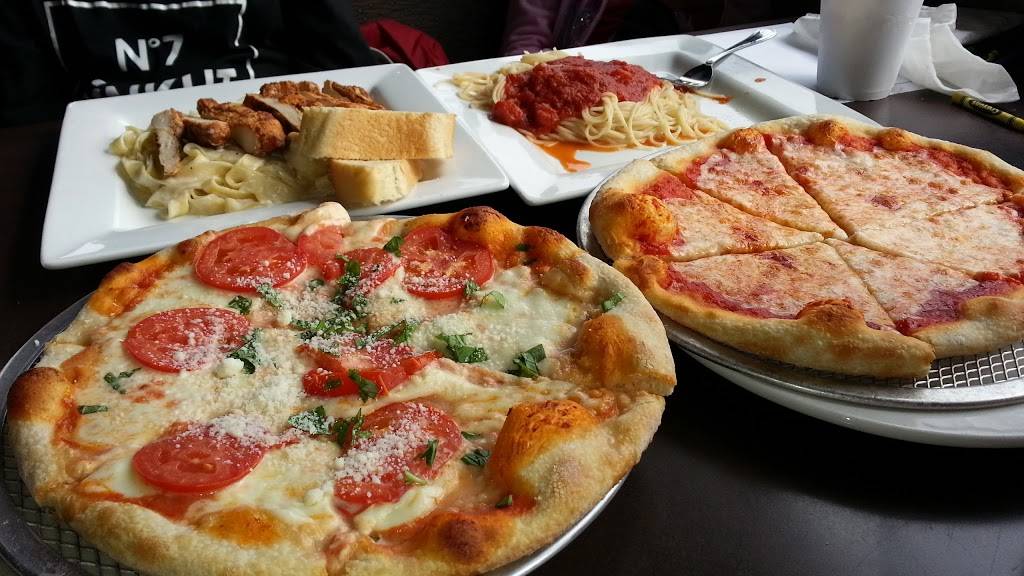 Black Dog Pizza Arcade | restaurant | 309 Curtis Mathes Way, Arlington, TX 76018, USA | 8176355551 OR +1 817-635-5551