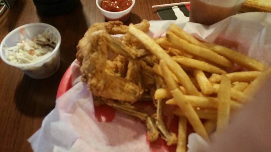 The Frog Tavern | restaurant | 1116 S Harkless Dr, Syracuse, IN 46567, USA | 5744574324 OR +1 574-457-4324