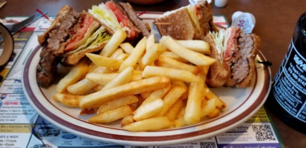 Tinys | restaurant | 2 Groton School Rd, Ayer, MA 01432, USA | 9787722917 OR +1 978-772-2917