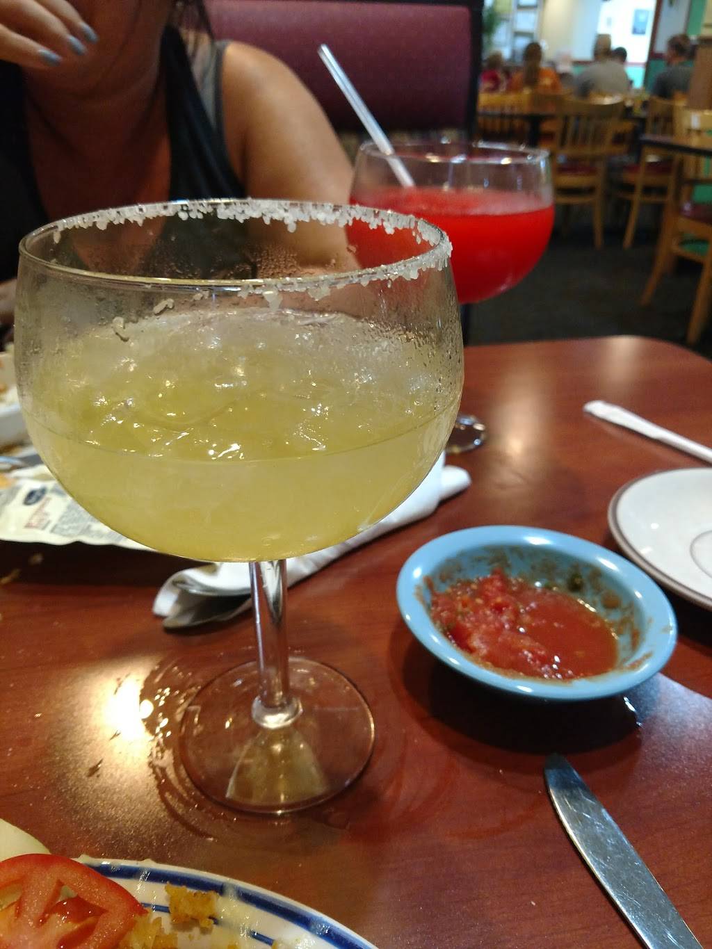 El Maguey | restaurant | 3727 Quail Ridge Dr, Winfield, KS 67156, USA | 6202214940 OR +1 620-221-4940