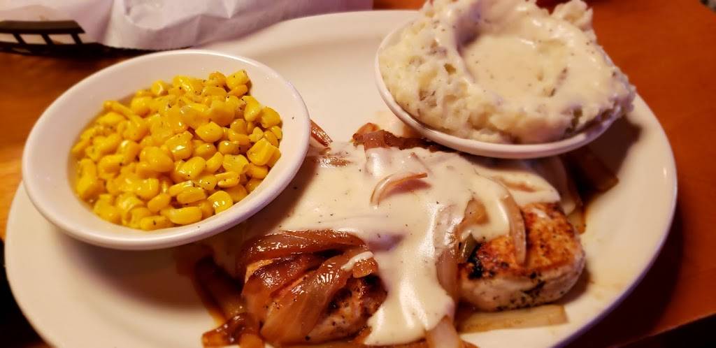 Texas Roadhouse | restaurant | 996 E State St, Athens, OH 45701, USA | 7405897427 OR +1 740-589-7427