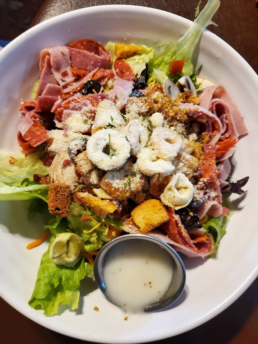 The Farmhouse | restaurant | 407 S Van Buren St, Abilene, KS 67410, USA | 7852637995 OR +1 785-263-7995