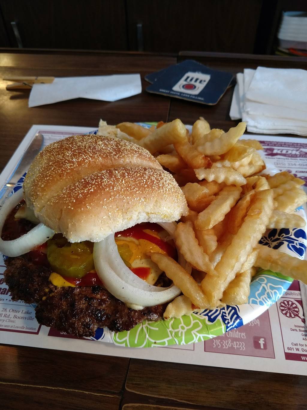 Vans Tavern | restaurant | 101 Old Remsen Rd, Barneveld, NY 13304, USA | 3158962220 OR +1 315-896-2220