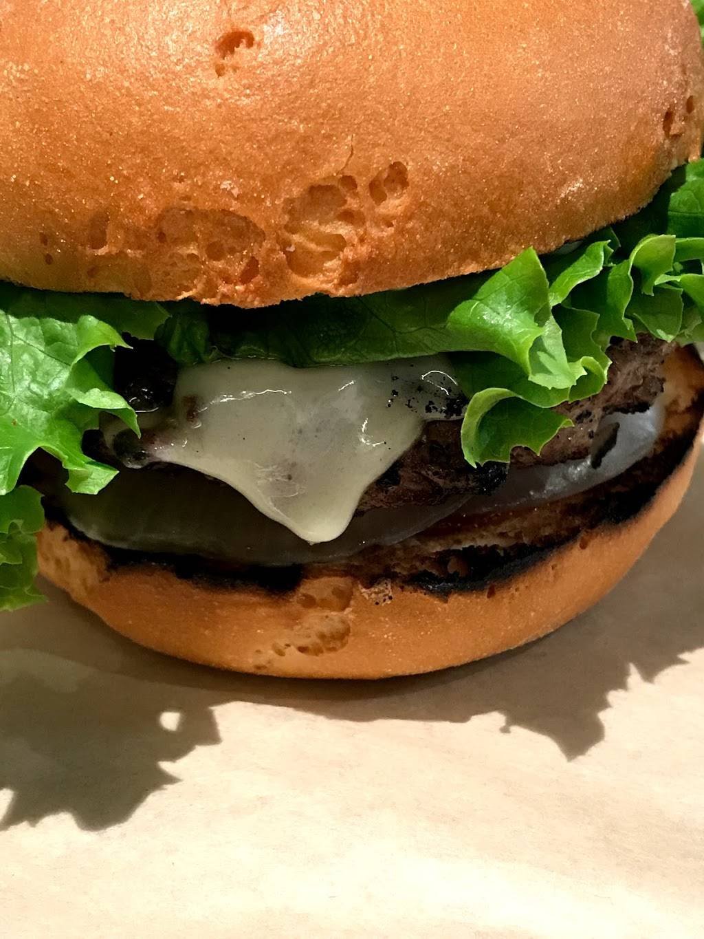 BGR Burgers Grilled Right | restaurant | 1202 Wilmington Ave #120, Salt Lake City, UT 84106, USA | 8014876301 OR +1 801-487-6301