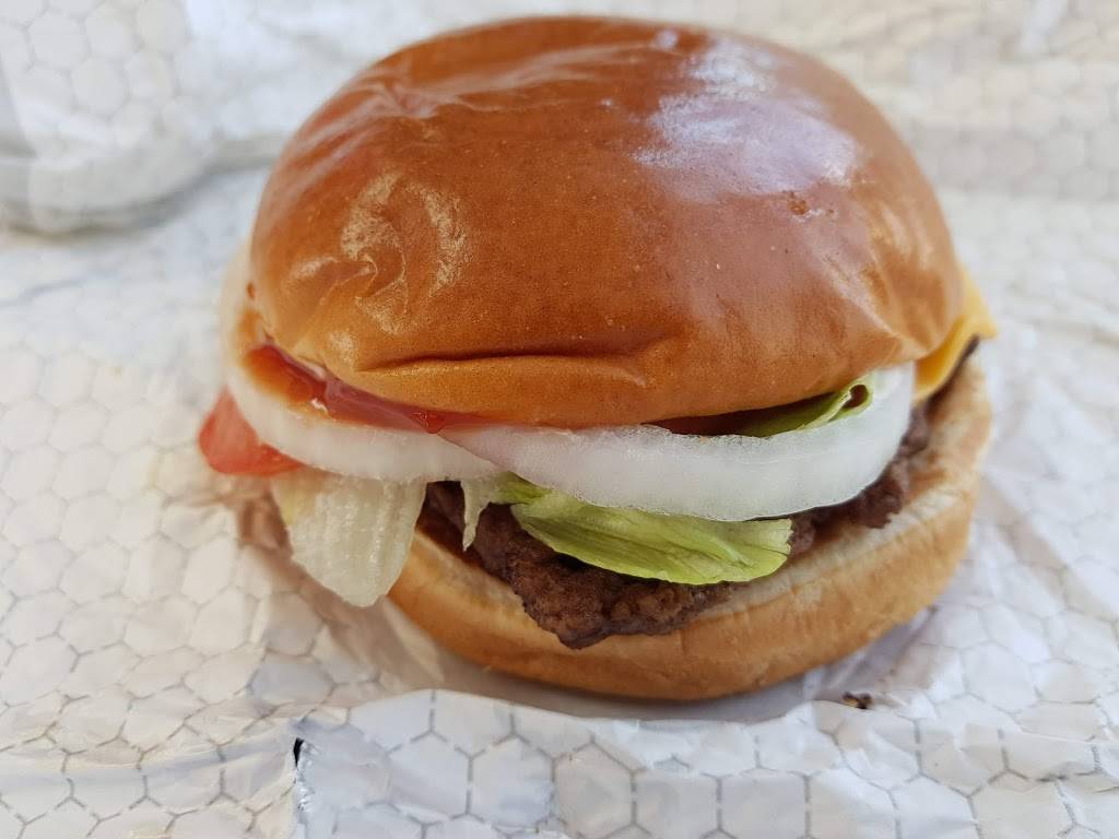 Wendys | restaurant | 5741 Clark Rd, Sarasota, FL 34233, USA | 9419271244 OR +1 941-927-1244