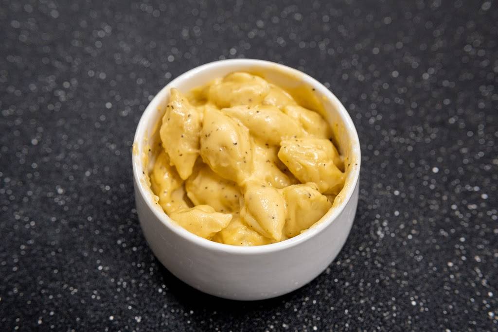 Cluck & Blaze | restaurant | 4501 E Carson St Unit 107, Long Beach, CA 90808, USA | 5623999596 OR +1 562-399-9596