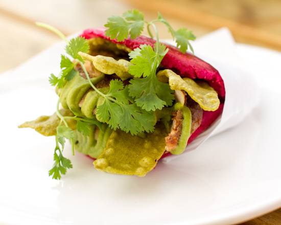 White Envelope Arepa Bar | restaurant | R. House, 301 W 29th St Suite 1006, Baltimore, MD 21211, USA | 4436811906 OR +1 443-681-1906