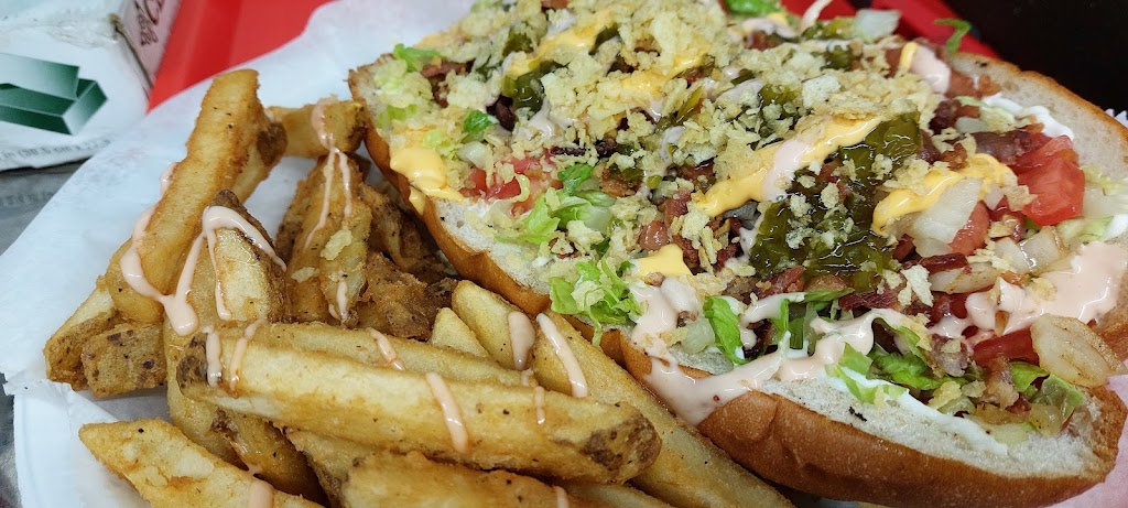 Weemas Food Truck | restaurant | 17721 SW 104th St, Miami, FL 33196, USA | 3059904327 OR +1 305-990-4327