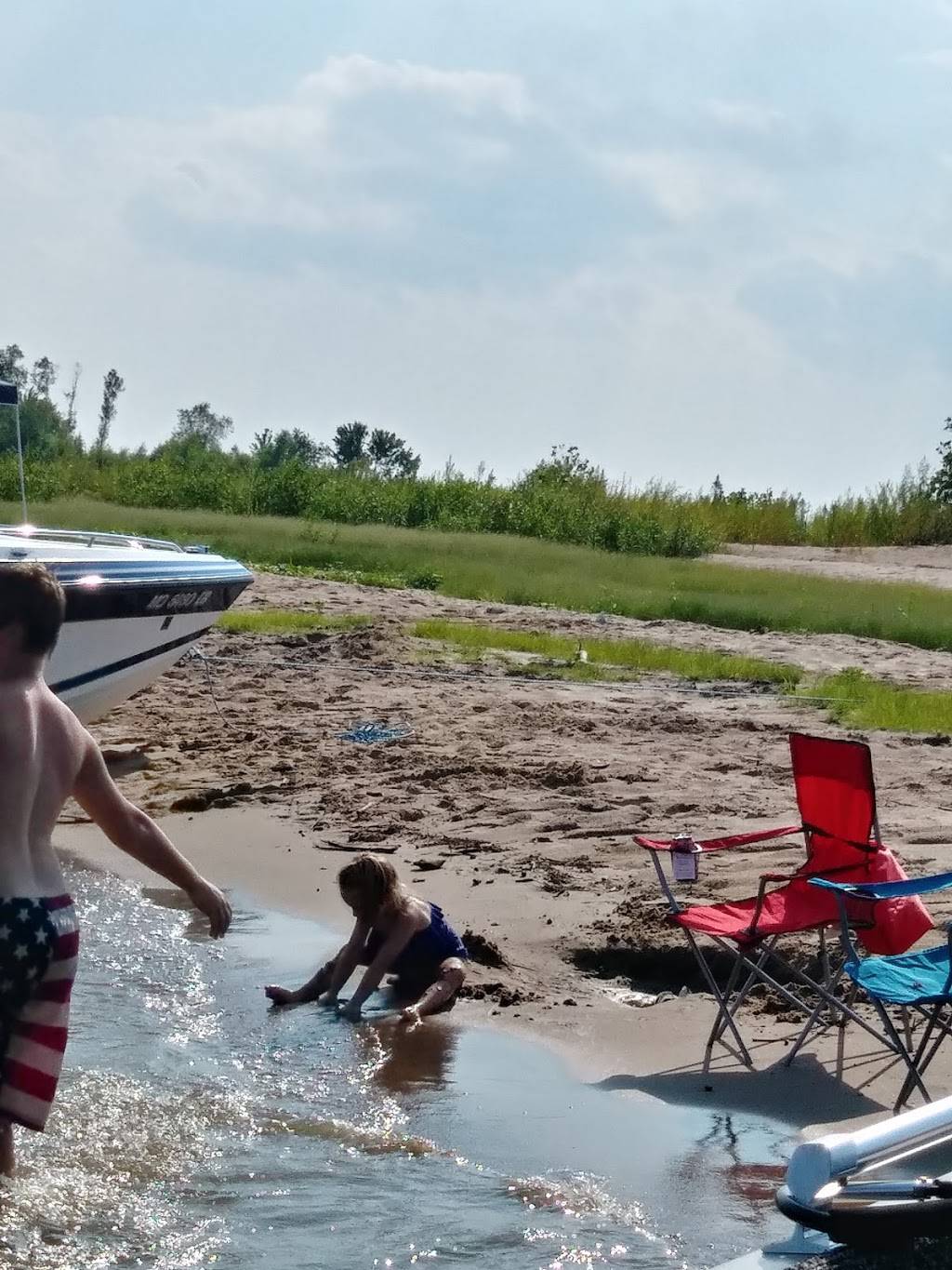 Duck Club Yacht Club | restaurant | 6257 Hwy V, St Charles, MO 63301, USA | 6362504321 OR +1 636-250-4321