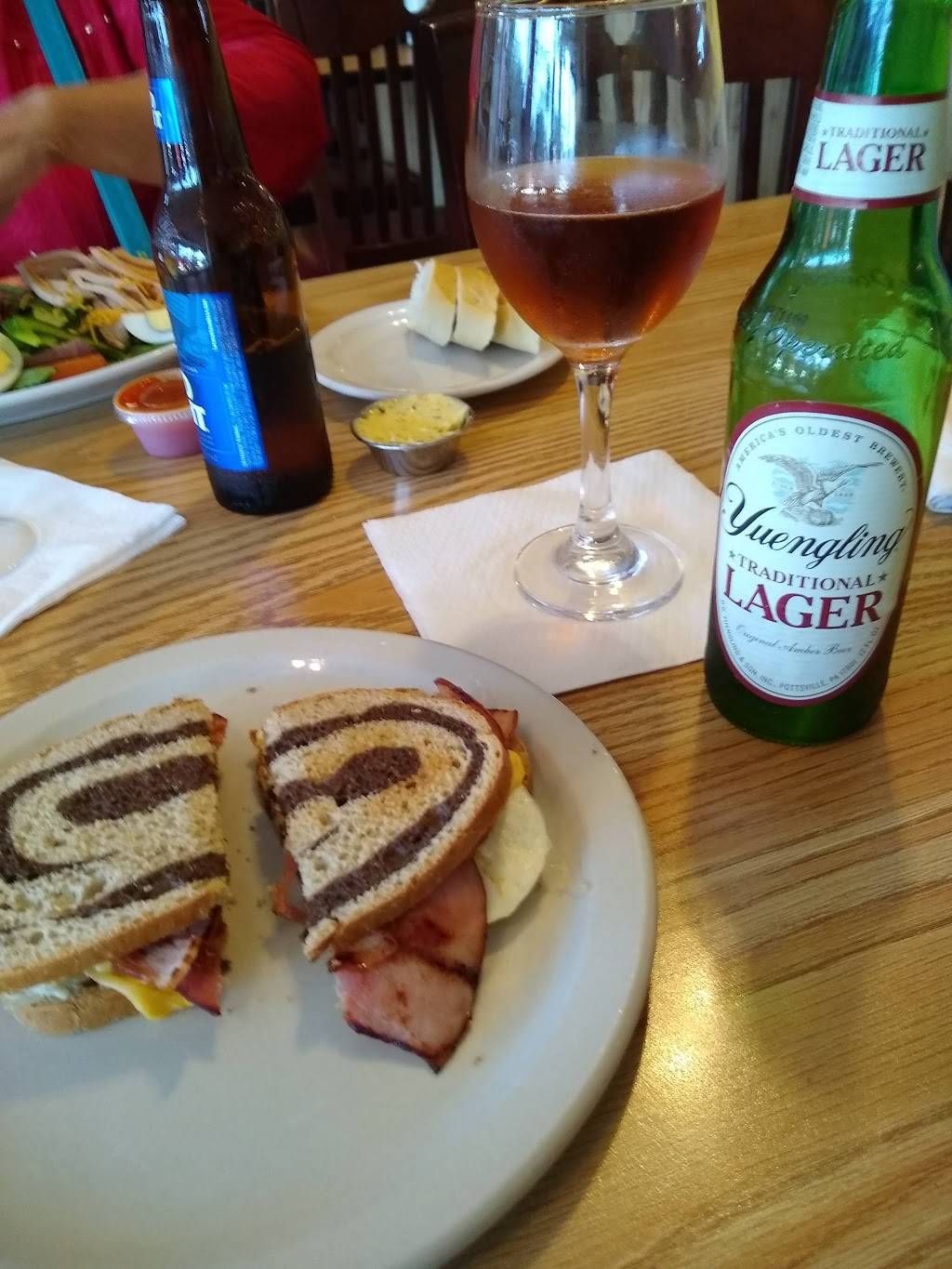 Country Roads Bistro | restaurant | 1344 Homestead Rd N, Lehigh Acres, FL 33936, USA | 2393694835 OR +1 239-369-4835