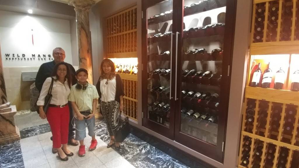 Wild Mango Restaurant and Bar | restaurant | 362 Great Northern Mall, North Olmsted, OH 44070, USA | 4409791888 OR +1 440-979-1888