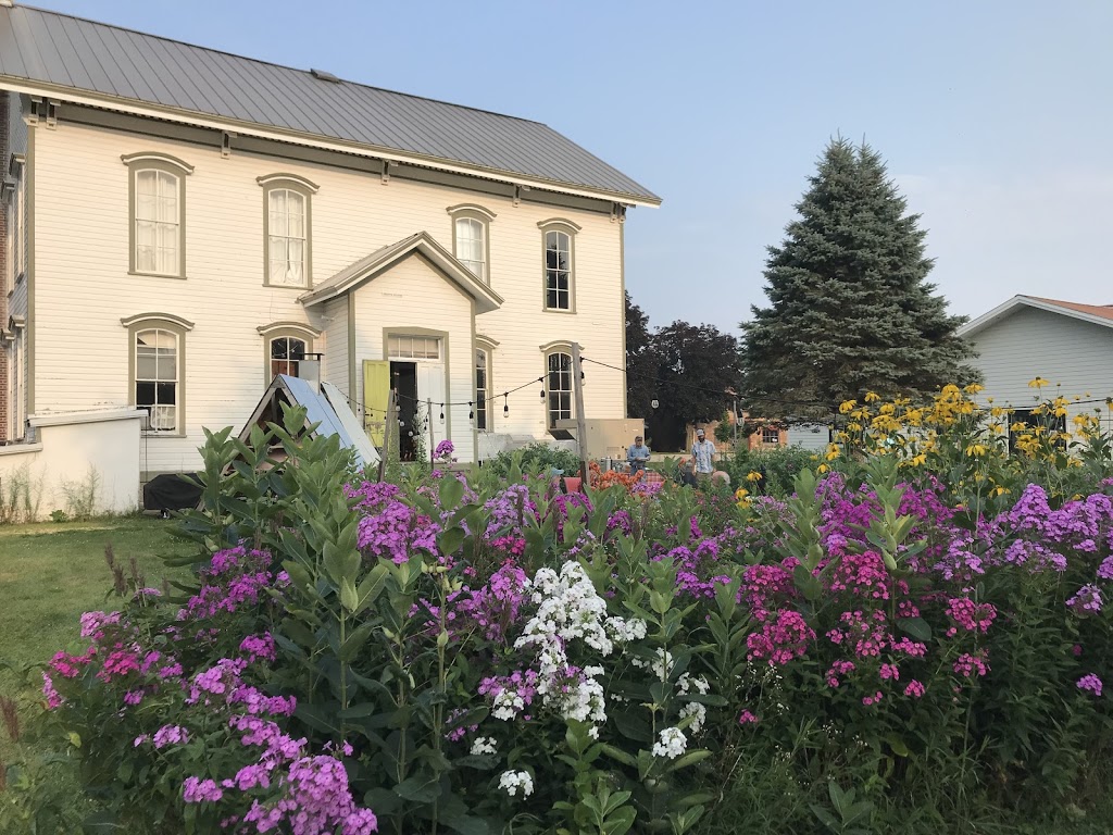 Homecoming | restaurant | 242 N Lexington St, Spring Green, WI 53588, USA | 6082171137 OR +1 608-217-1137