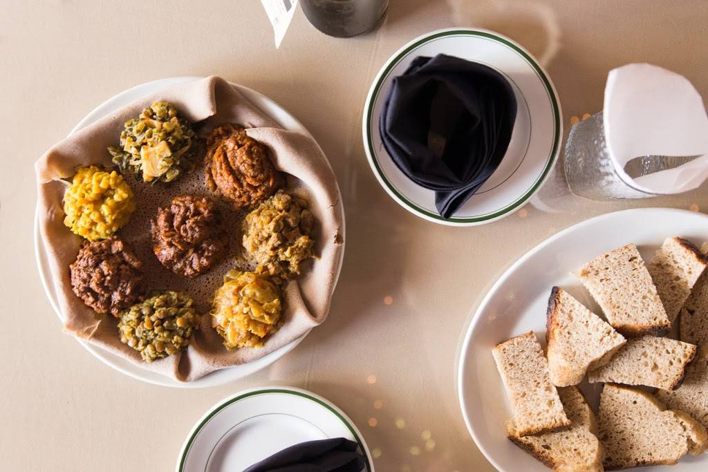 Addis Ababa Restaurant | restaurant | 465 Dundas St, London, ON N6B 1W1, Canada | 5194334222 OR +1 519-433-4222