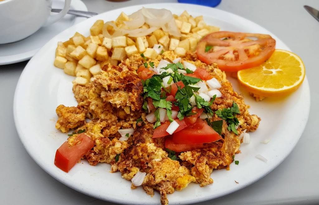 Felix Continental Cafe | cafe | 36 Plaza Square, Orange, CA 92866, USA | 7146335842 OR +1 714-633-5842