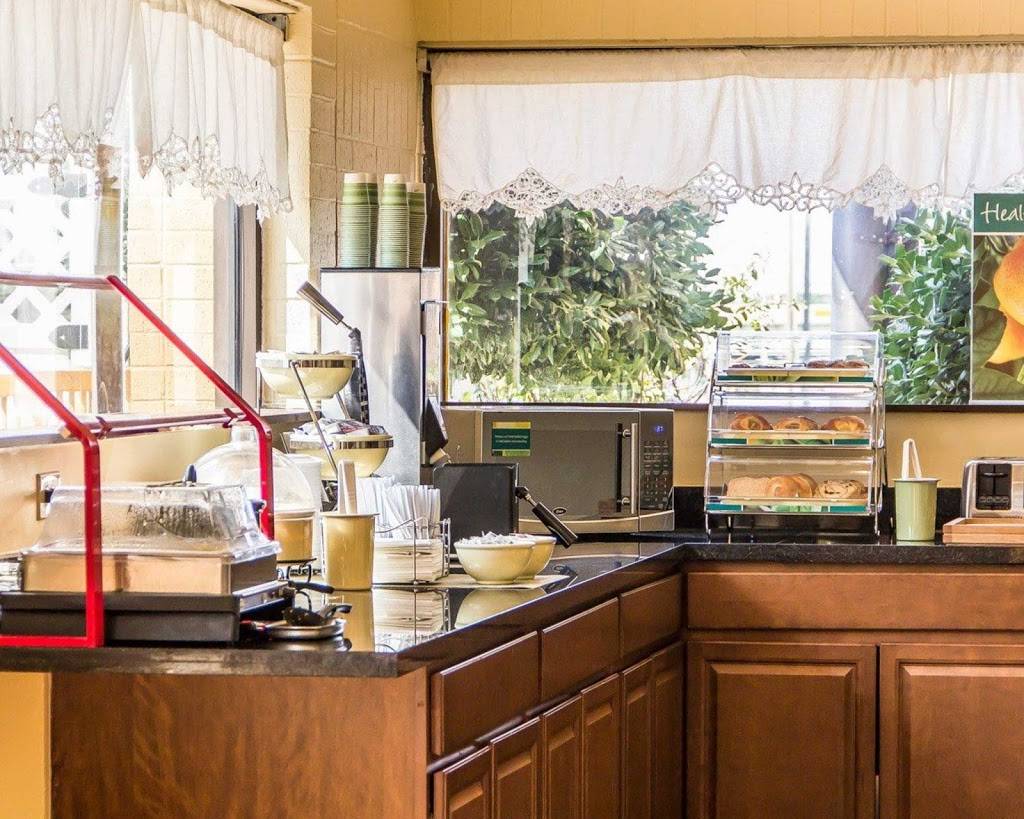 Quality Inn Tulsa - Broken Arrow | restaurant | 10829 E 41st St, Tulsa, OK 74146, USA | 9186650220 OR +1 918-665-0220