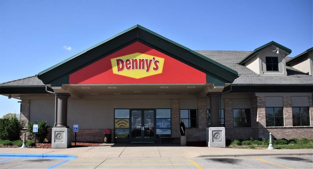 Dennys | restaurant | 16049 Willowbrook Rd, South Beloit, IL 61080, USA | 8153896023 OR +1 815-389-6023