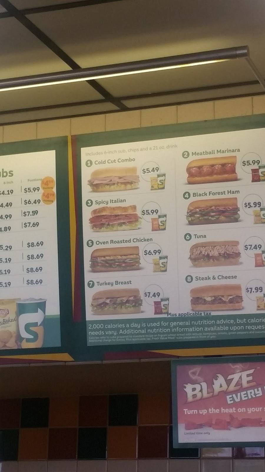Subway | restaurant | 303 E Foothill Blvd, Rialto, CA 92376, USA | 9098732392 OR +1 909-873-2392