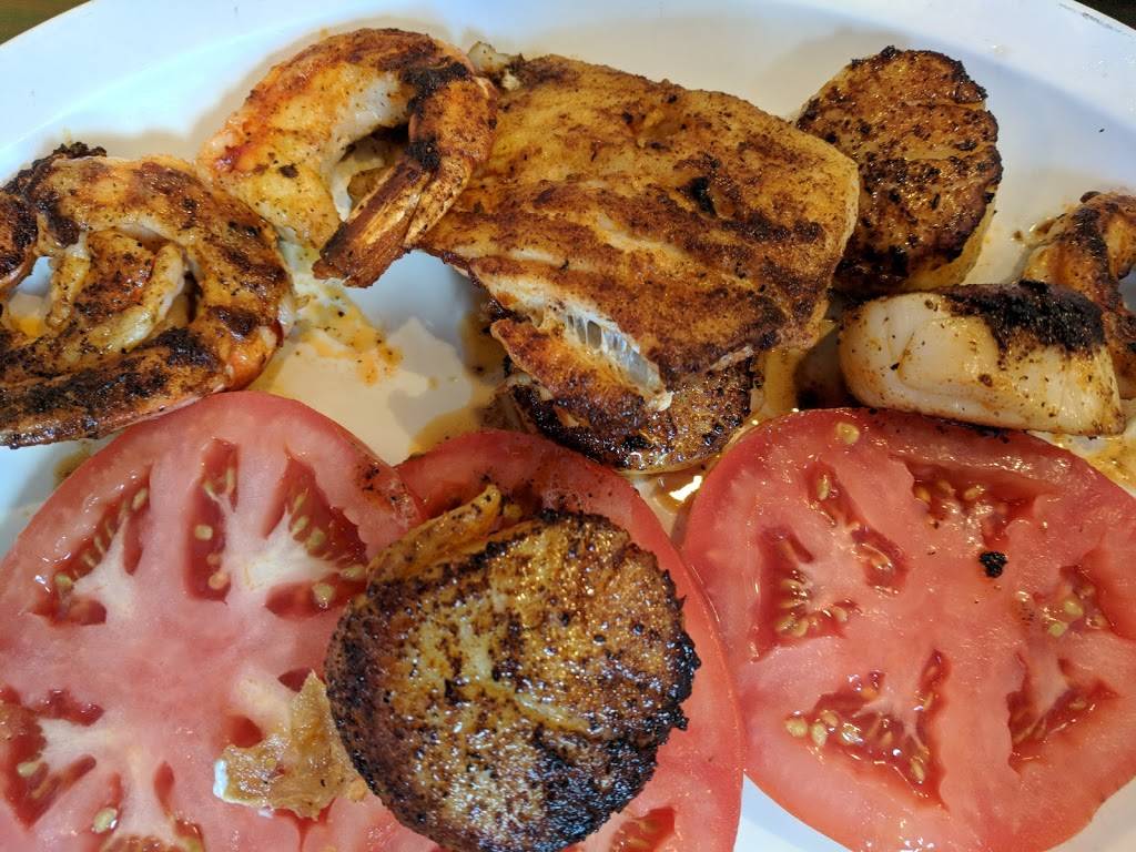 Dockside Daves | restaurant | 14701 Gulf Blvd, Madeira Beach, FL 33708, USA | 7273929399 OR +1 727-392-9399