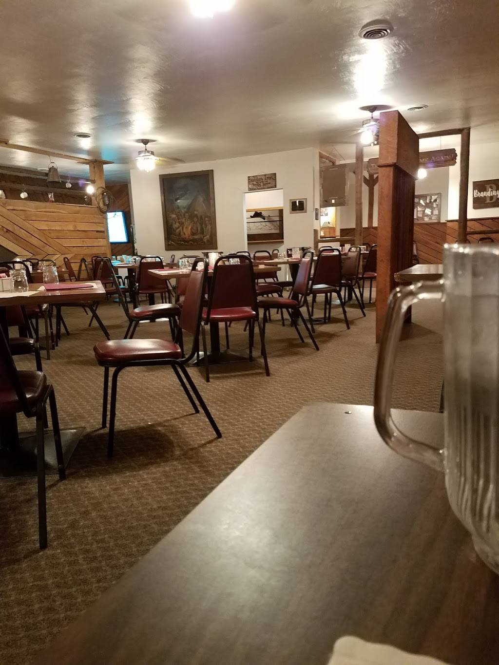 Branding Iron | restaurant | 135 Jackson St, Thompson, IA 50478, USA | 6415842912 OR +1 641-584-2912