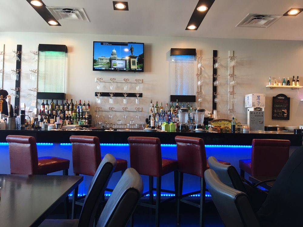 Here Asian Sushi & Bar Roanoke | restaurant | 860 E TX-114 #600, Roanoke, TX 76262, USA | 8177675209 OR +1 817-767-5209