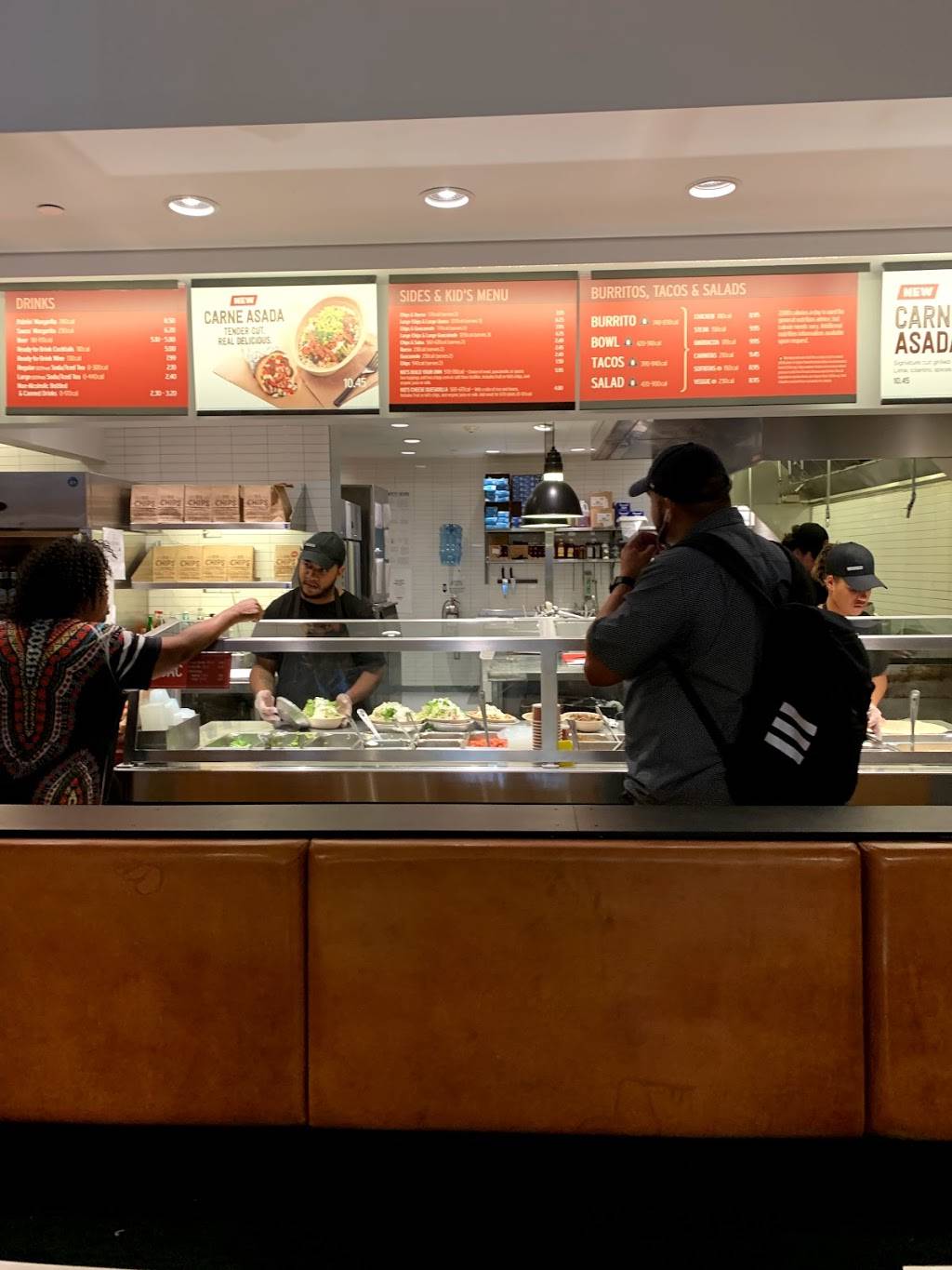 Chipotle Mexican Grill | restaurant | 130 N 4th St, Brooklyn, NY 11249, USA | 7183841785 OR +1 718-384-1785